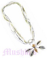 streach necklace - click here for large view